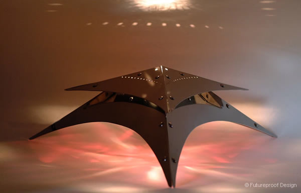 halogen pyramid lamp